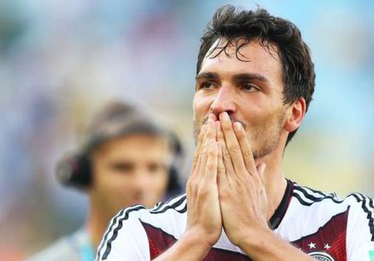 Hummels: Nevjerovatno, ovaj svijet je totalno s*eban!