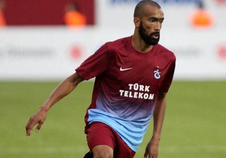 Bosingwa nastavlja karijeru u Sportingu iz Lisabona?