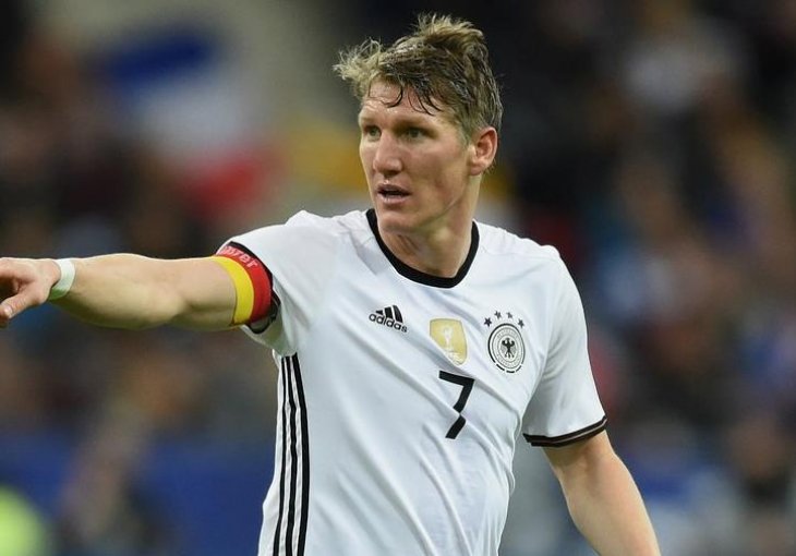 Potvrđeno: Schweinsteiger kažnjen tri naredne utakmice