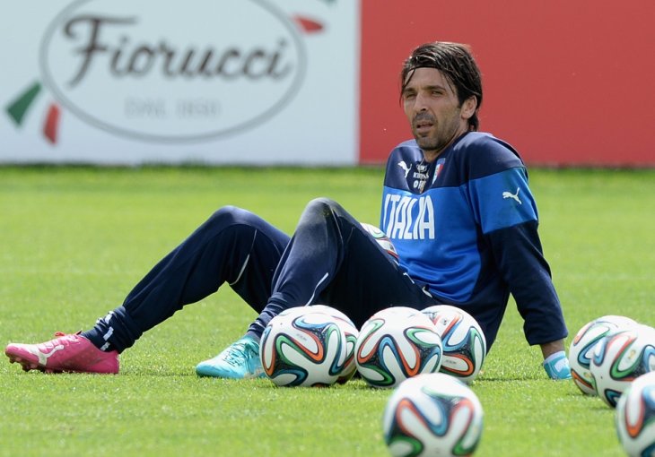 Igrom slučaja na današnji dan debitovao je Gigi Buffon, ostalo je historija