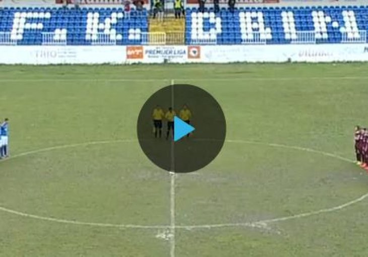 Trajala je minuta šutnje, a onda je jedan navijač povikao 