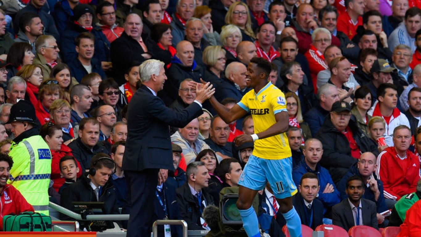 wilfried-zaha-alan-pardew-crystal-palace-3378651
