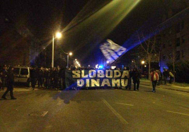 Navijači Dinama ujedinjeni: Od danas borbu za svoj Dinamo selimo na ulice