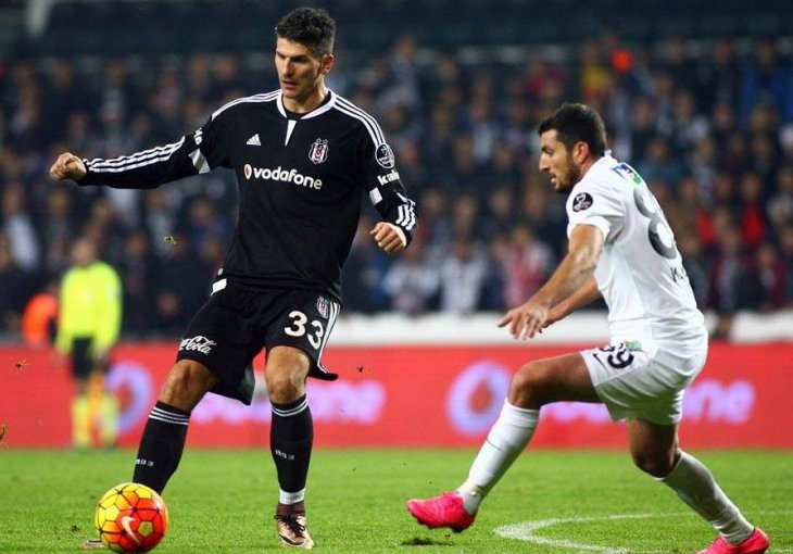 Mario Gomez jasno poručio: Ne vraćam se u Italiju