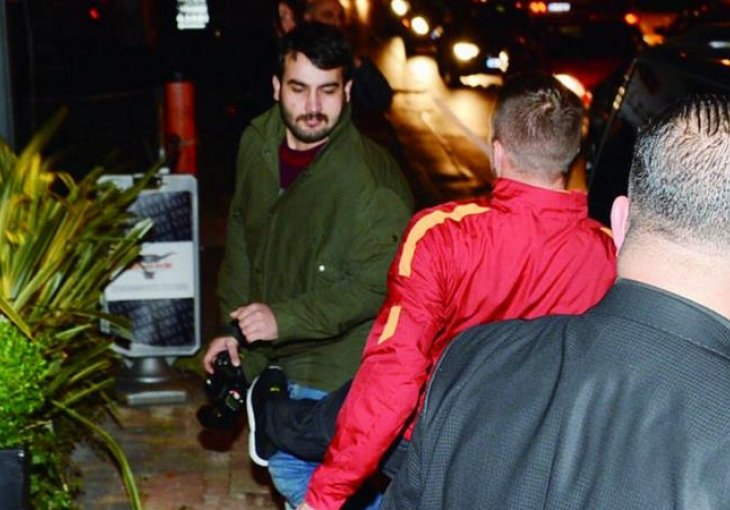 Podolski udario fotografa nakon večere sa porodicom
