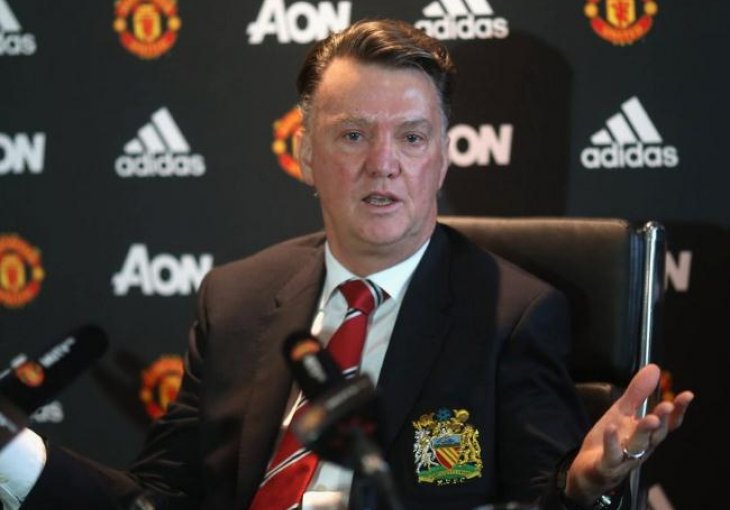 Van Gaal poželio sretne praznike, pa napustio press konferenciju nakon pet minuta