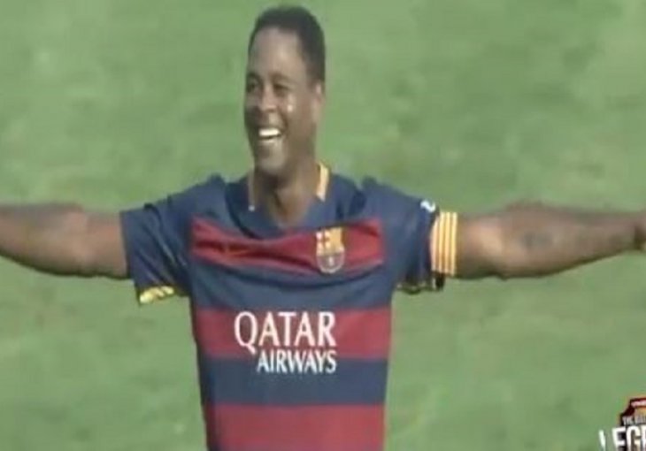 Patrick Kluivert kao u najboljim danima: Lob s 40 metara