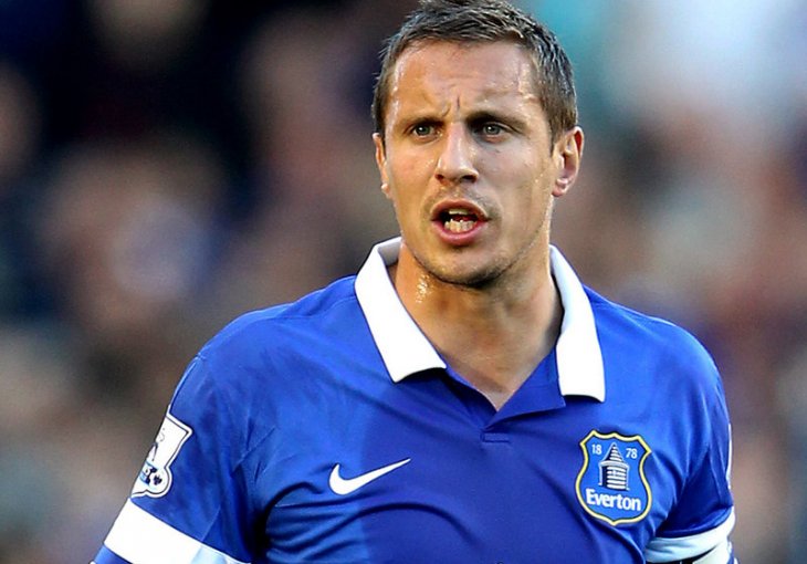Phil Jagielka: Martin Atkinson je arogantan