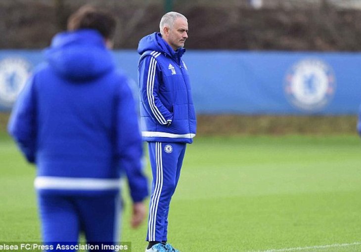 Mourinho napušta Chelsea: Abramovich pripremio masnu odštetu