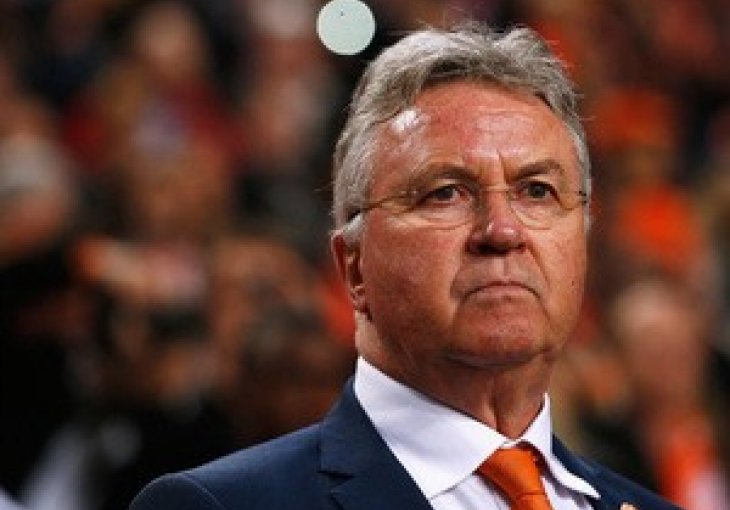 Chelsea ima novog trenera: Hiddink sletio u London!