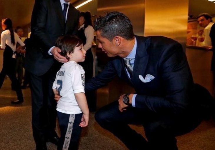 Ronaldo ispunio san palestinskom dječaku koji je ostao bez roditelja