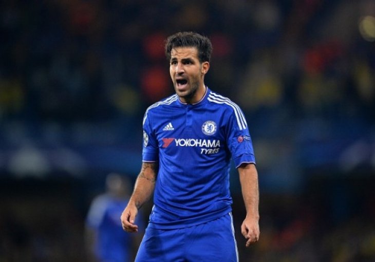 U Chelseaju mu zvižde, a Real ga posmatra: Fabregas želja Beniteza