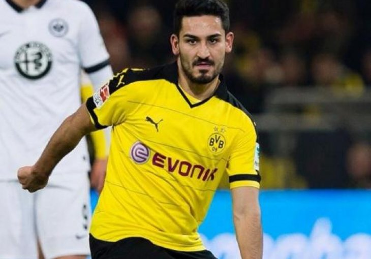 Gundogan bira između Liverpoola i Arsenala