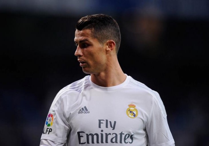 Zbog čega Perez protiv volje svih želi prodati Ronalda? 