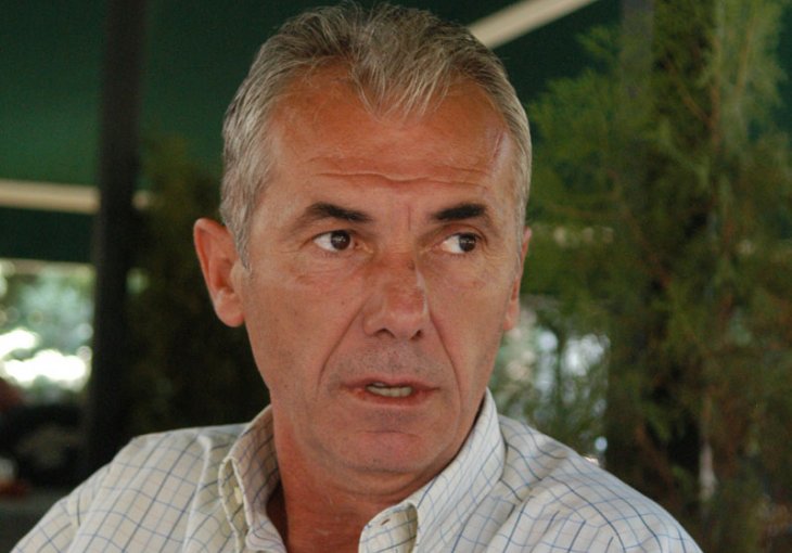 Tužan dan u Beogradu: Preminuo sportski komentator Duško Korać