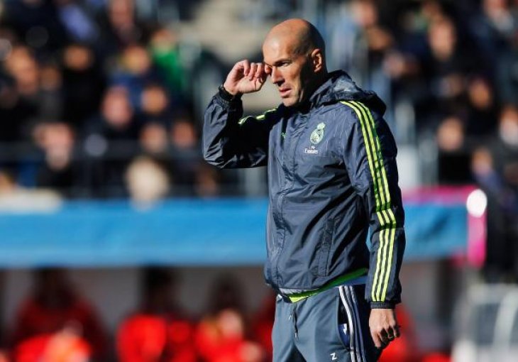 Zidana dočekalo više od 5.000 navijača Real Madrida