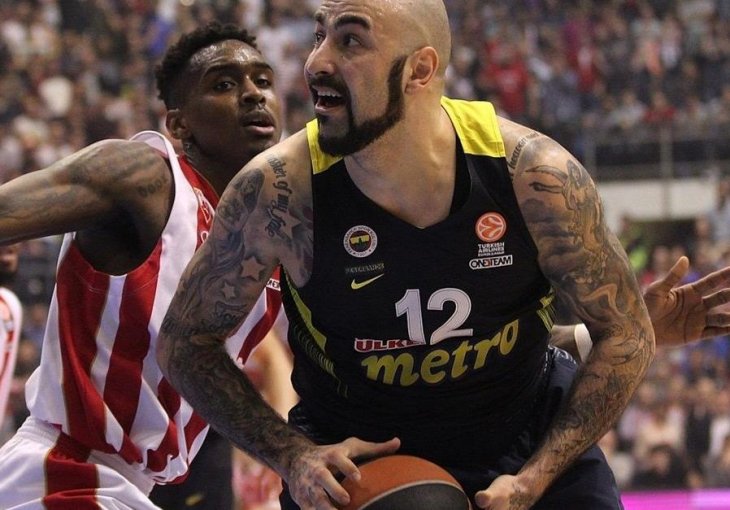 Fener očitao lekciju Zvezdi u Pioniru