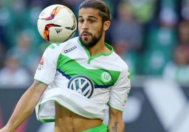 United pojačava odbranu: Rodriguez na Old Traffordu?