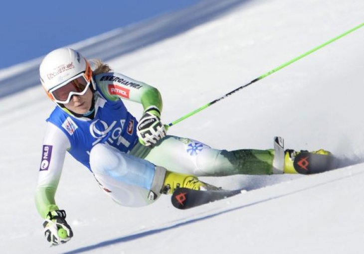 Slovenka senzacionalno povela u prvoj vožnji veleslaloma u Flachauu