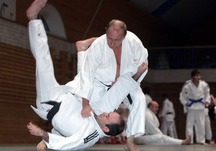 Putin trenirao judo sa reprezentativcima Rusije