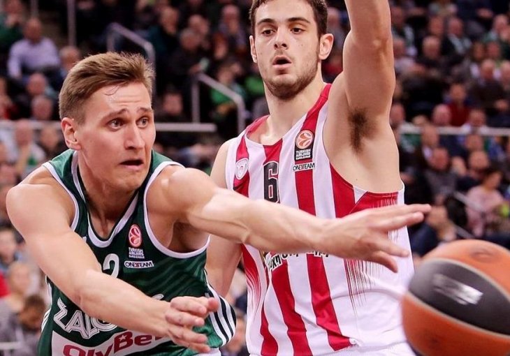 Fener slavio u gradskom derbiju, Žalgiris pregazio Olympiacos