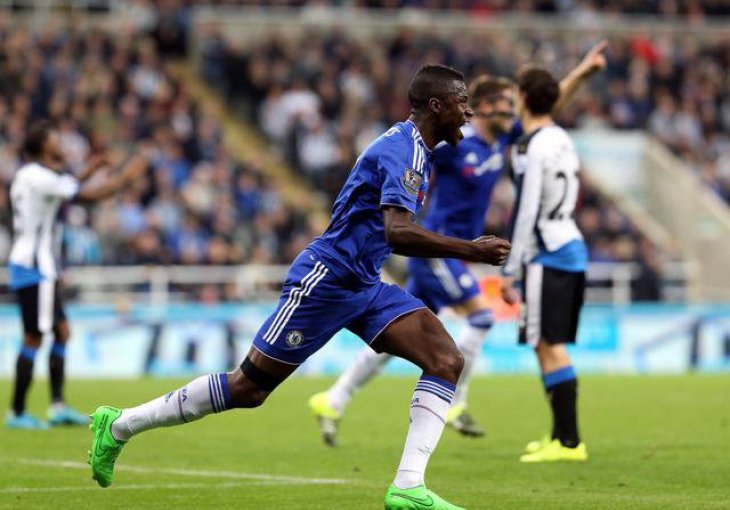 Kinezi uporni, Chelsea prihvatio ponudu od 25 miliona za veznjaka