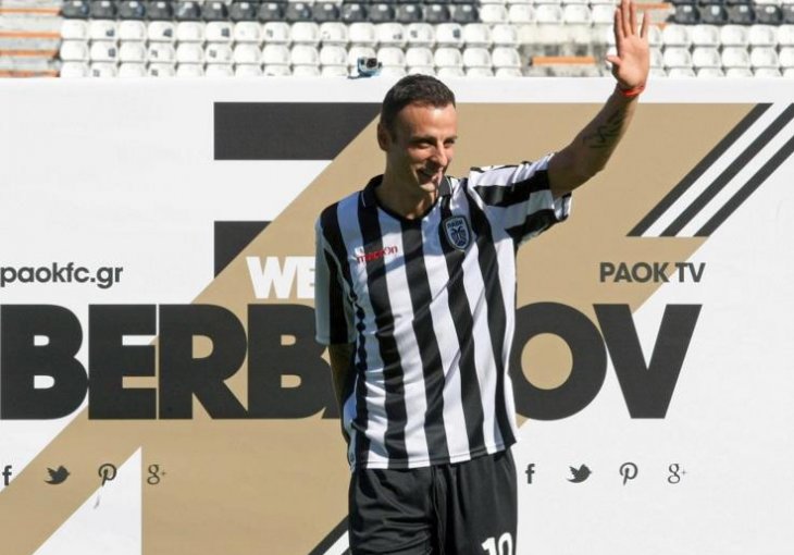 Berbatov napravio intervju sa samim sobom: 