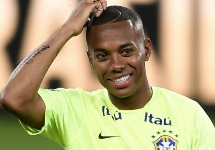 Robinho u pregovorima sa Leicesterom i Swanseajem