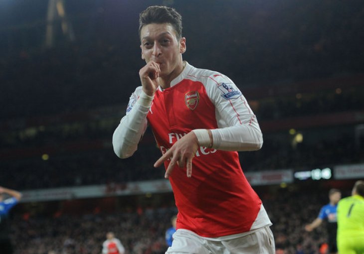 Poništen prelijep pogodak West Hama, Ozil pogodio za vodstvo Arsenala