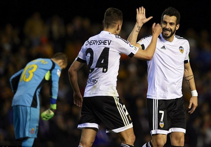 Valencija preokretom do pobjede protiv Espanyola