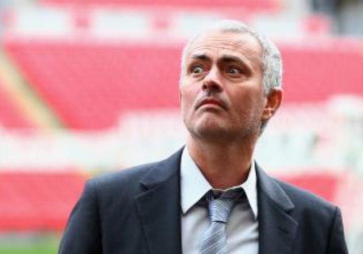 Otkriveno: Mourinho će biti predstavljen u četvrtak, potpisuje trogodišnji ugovor