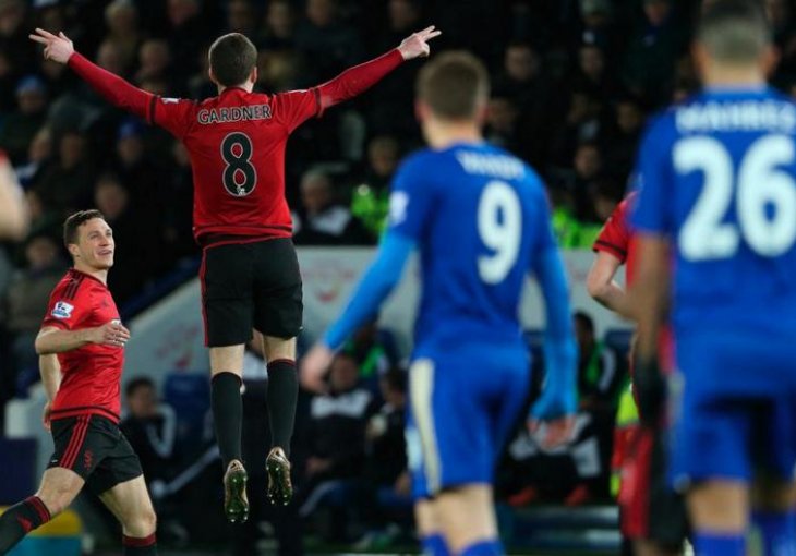 Leicester zaustavljen, Chelsea sve bliži Evropi