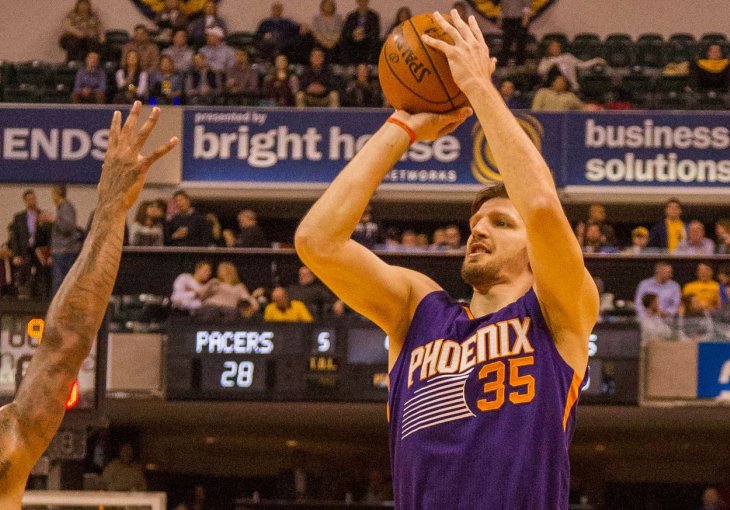 Teletović ušao u historiju NBA lige: Mirza s pet trojki oborio rekord star 23 godine