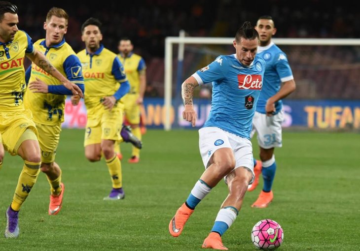 Napoli nakon preokreta slavio na svom San Paolou