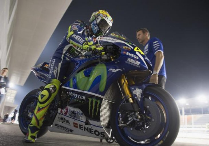Rossi: Yamaha će me otjerati kad osijedim