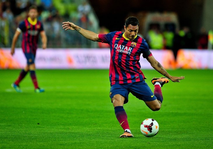 Barcelona produžila ugovor sa Adrianom