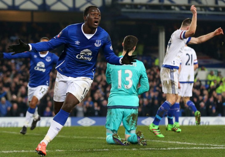 Otac zna najbolje: Lukaku u Bayern ili United!