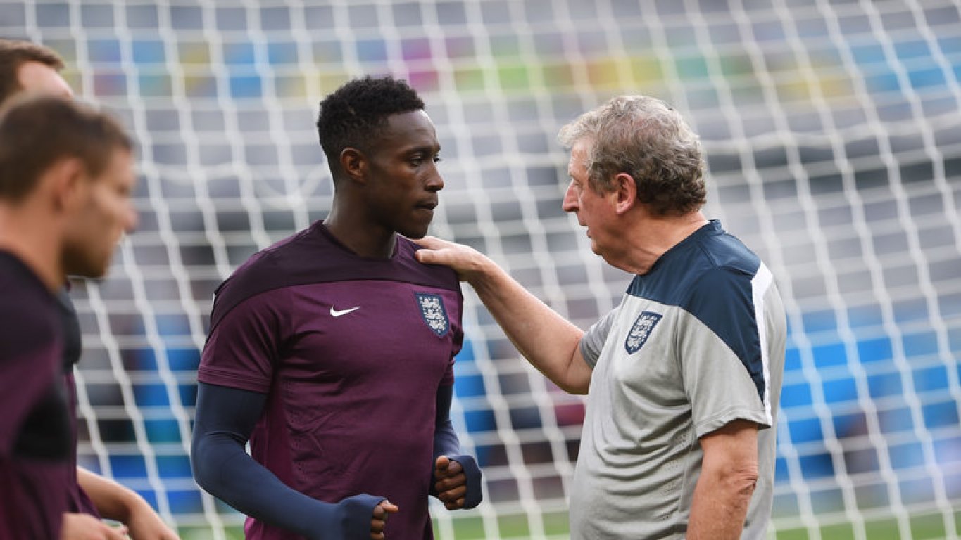 danny-welbeck-roy-hodgson-england-3390474