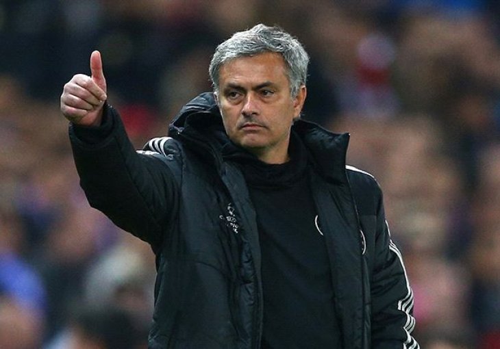 Jose Mourinho sprema ozbiljnu čistku na Old Traffordu!