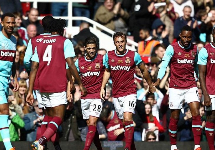 Song, Moses i Emenike odlaze iz West Hama