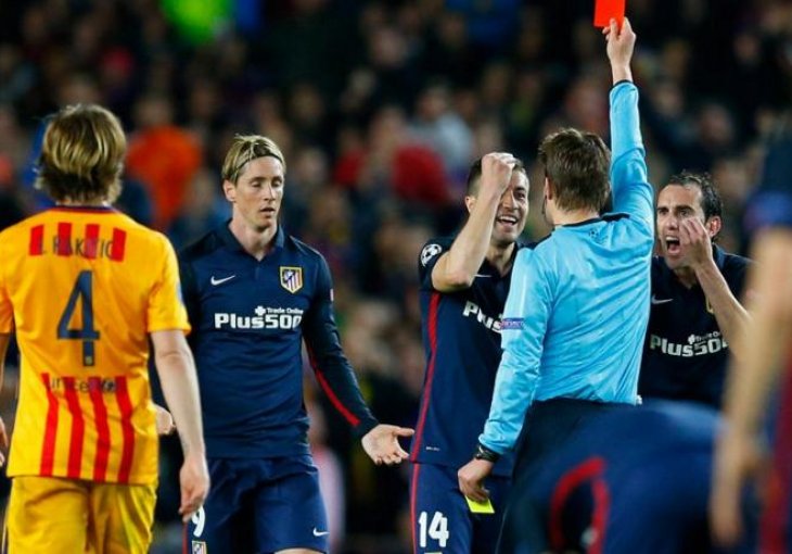 Torres: Šteta što UEFA više brine o dresovima, nego o sudijama