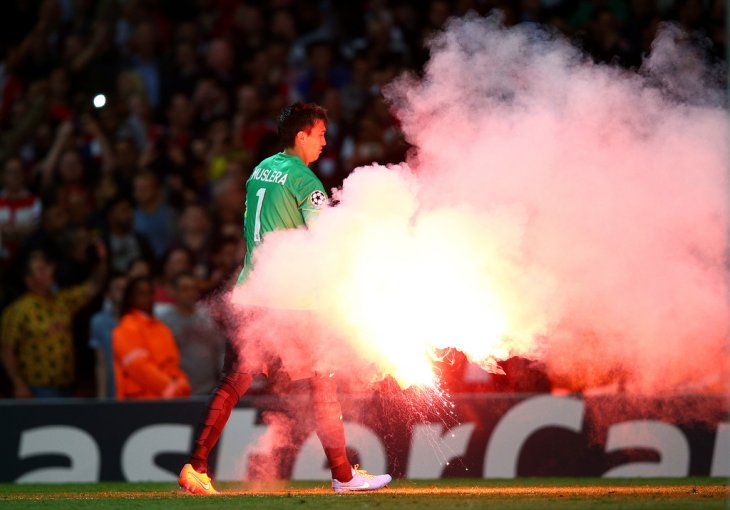 Muslera mijenja De Geu na golu Manchester Uniteda