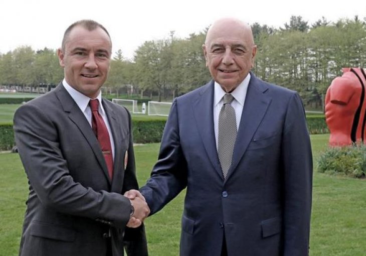 Brocchi na predstavljanju: 