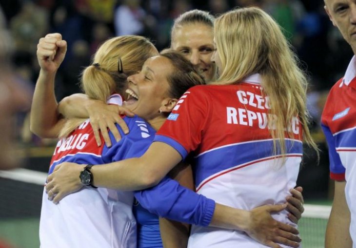 Čehinje i Francuskinje u finalu Svjetske grupe Fed cupa