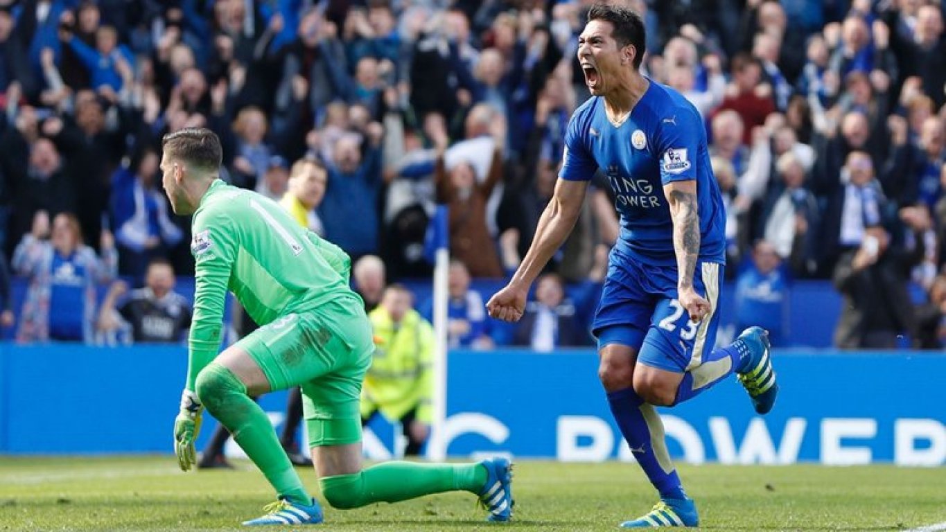 ulloa-leicester-west-ham-penalty-goal-3450680