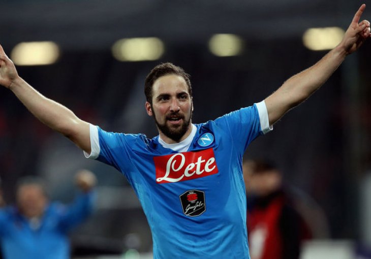 Vezuv ključa nakon Higuainove izdaje: Džeko u konkurenciji za nasljednika
