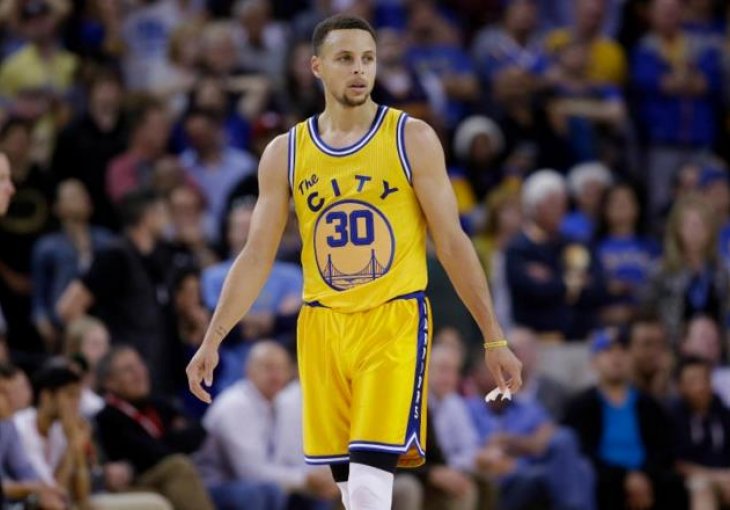 Curry na terenu već u trećem meču sa Portlandom