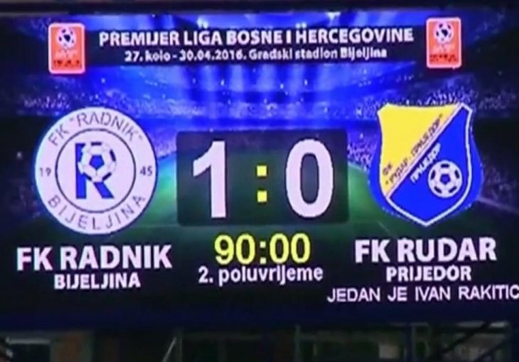 Ovako danas izgleda novi semafor na stadionu u Bijeljini