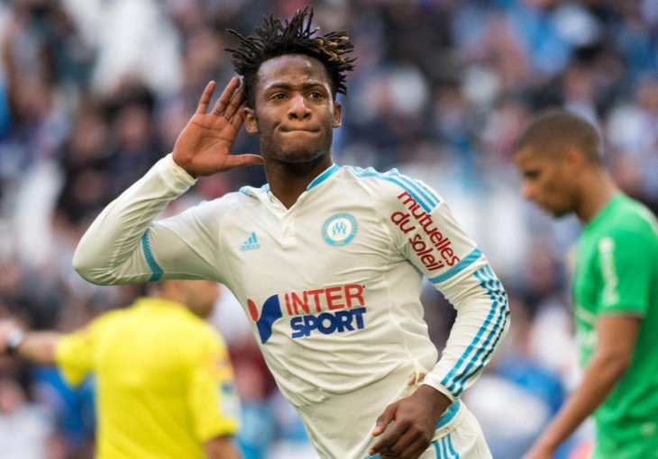 West Ham želi dovesti Batshuayija, poznata visina transfera