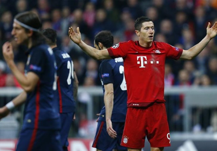 Lewandowski: Lako je Messiju i Cristianu Ronaldu zabijati...
